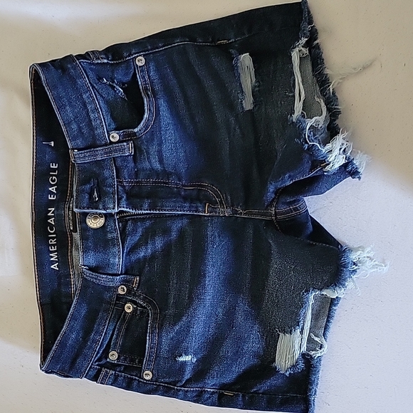 American Eagle Shorts - Picture 1 of 3